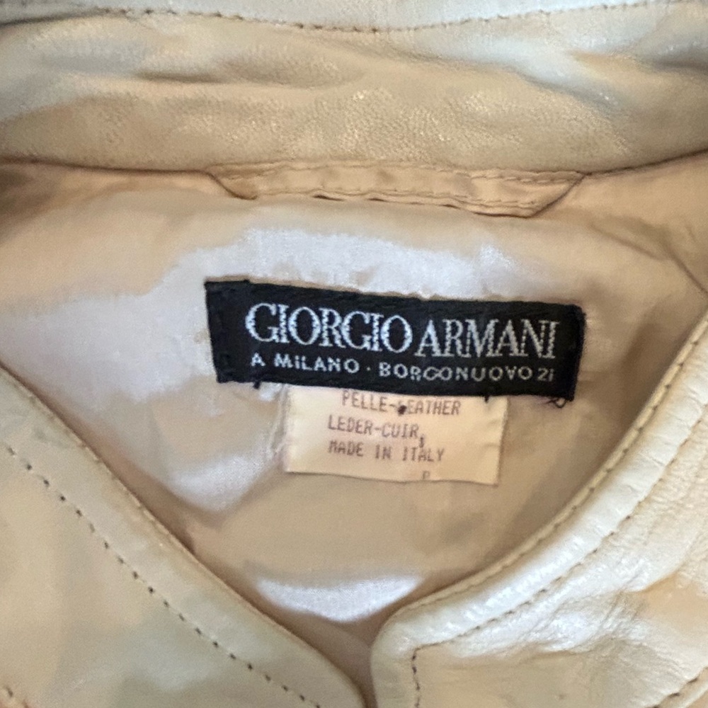 Rare Vintage Georgio Armani Designer Italian Leather Cream Jacket Sz 42 35 waist - Picture 7 of 17